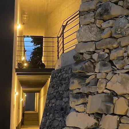 Como Lake Panorama, Nesso